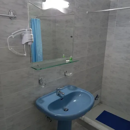 Dardiza Отель *